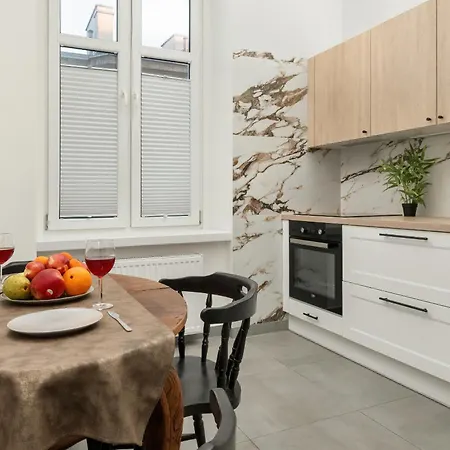 Komfortowy Apartament Przy Piotrkowskiej W Lodzi By Renters Lodz